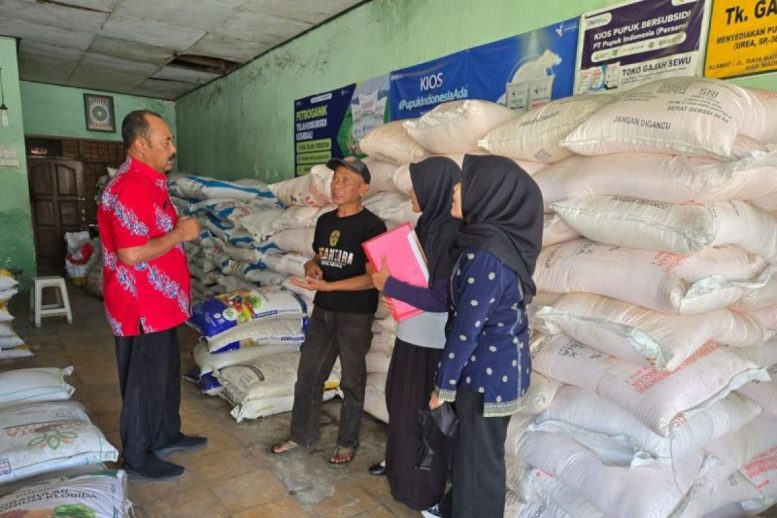 Pemerintah Turunkan HET Pupuk